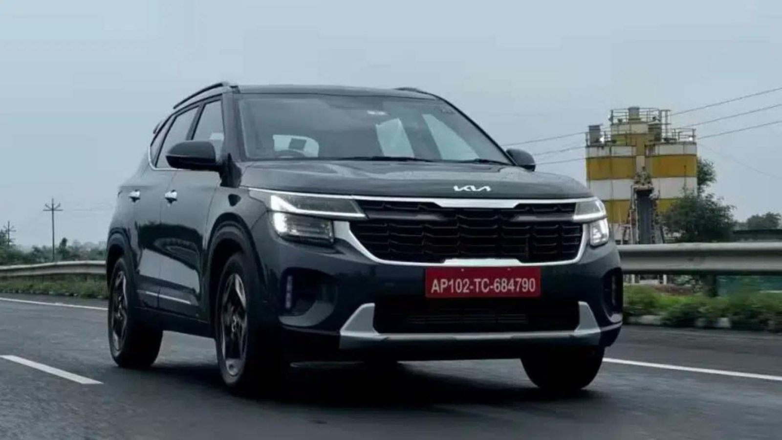 Hyundai and Kia Recall 170,000 Electric Vehicles